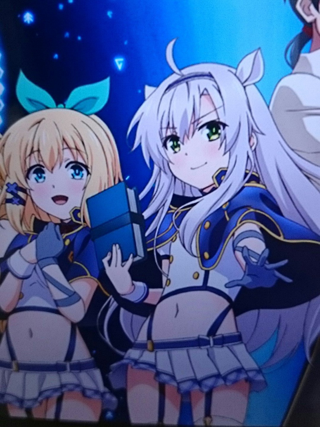 توییتر ツッチー در توییتر 今季アニメ 魔法とか剣のファンタジーが多いが意外に今 ロクでなしが面白い 制服めっちゃエロいんだけど 女の子も可愛いのも まあよくあるストーリーなんだが何回がリピートしてるという事は自分で気に入ってるんだなと T Co