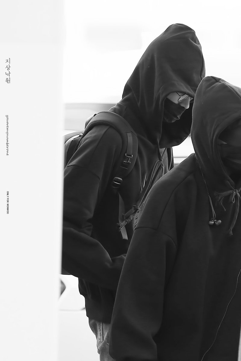 Adoring_SVT's tweet photo. [PIC/HQ] 170414 #SEVENTEEN at Incheon Airport heading to USA - Wonwoo #세븐틴 #원우 [© 지상낙원, Summer Walk] https://t.co/nHdnpwxV4y
