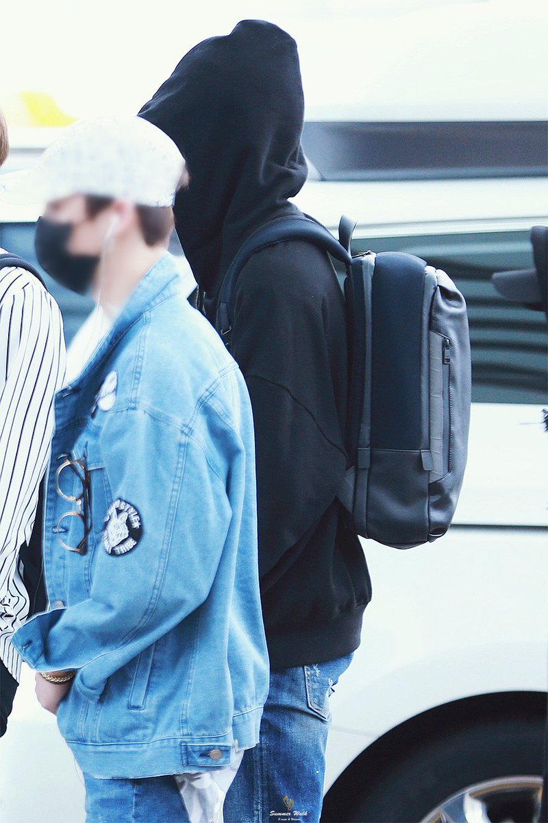 Adoring_SVT's tweet photo. [PIC/HQ] 170414 #SEVENTEEN at Incheon Airport heading to USA - Wonwoo #세븐틴 #원우 [© 지상낙원, Summer Walk] https://t.co/nHdnpwxV4y