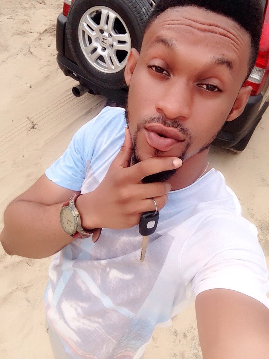 dibia_nze's tweet photo. #2017inView.... trust no b!tch https://t.co/bM5euGYXdS