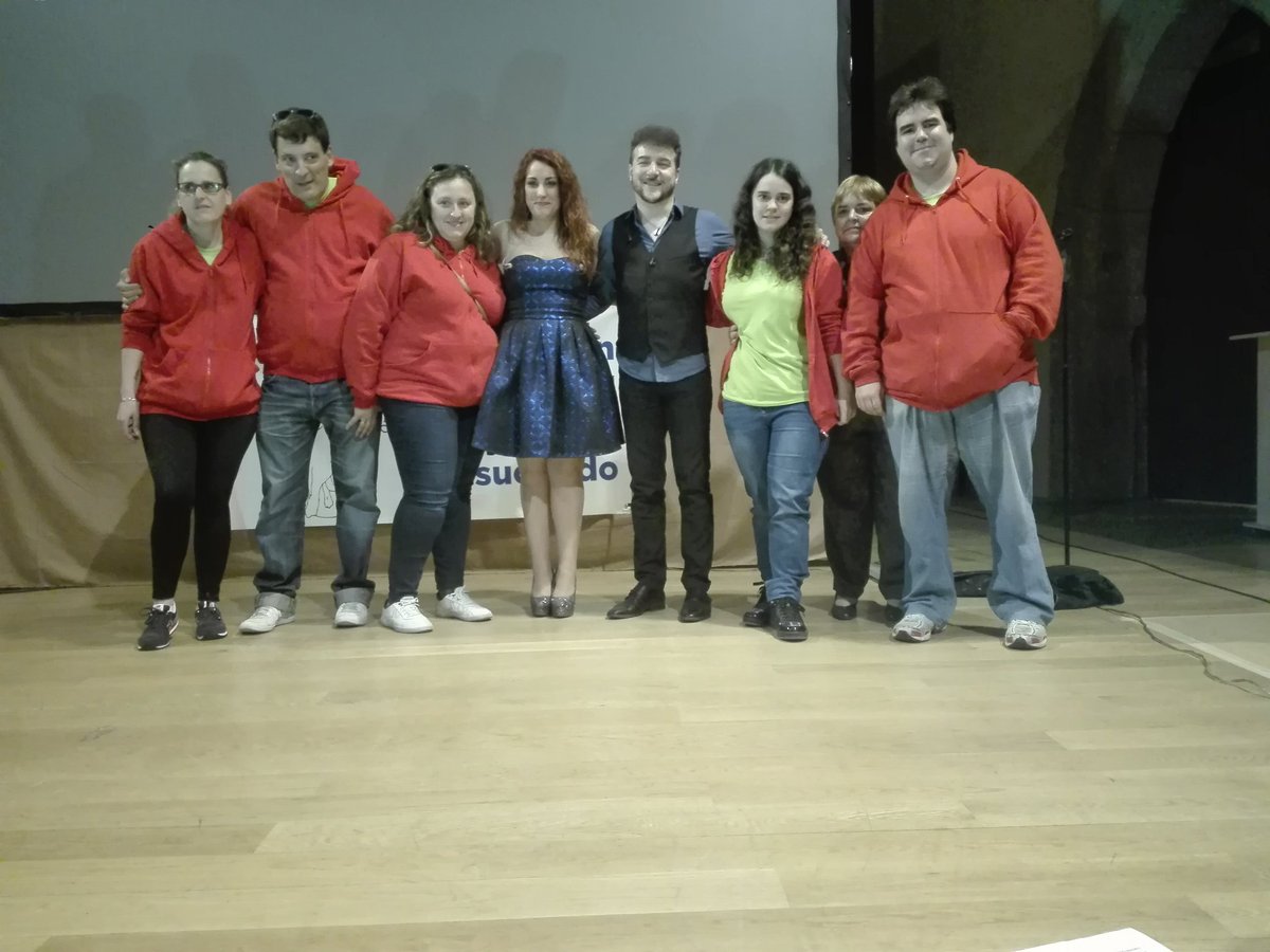 ACResucitado's tweet photo. Muchas gracias a Raul Santana y Maria Barrios https://t.co/ULMkR2bMFm
