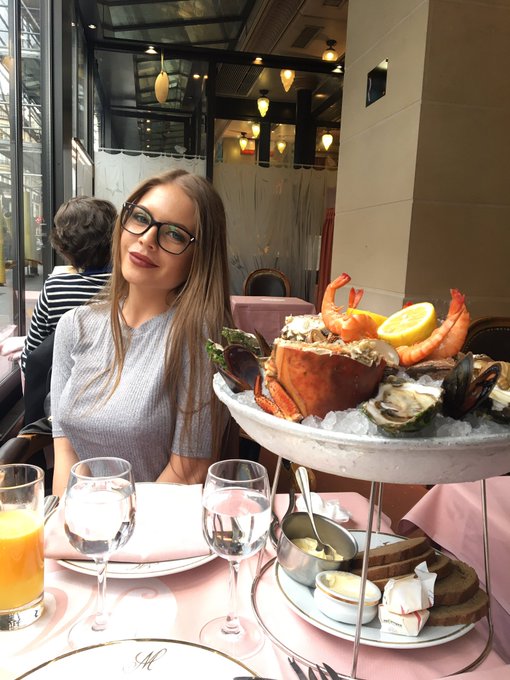 #dinner in #Paris 🐙🦀🦐🦑 next stop #London 🔞🎁🍬🎥 booking kfejm@mail.ru https://t.co/xLrWXWQ33T<a href="/tag/dinner"class="tags">#dinner</a><a href="/tag/paris"class="tags">#Paris</a><a href="/tag/london"class="tags">#London</a>