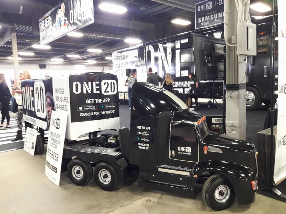 SierraSugar's tweet photo. What's Your 20? https://t.co/QkhwQjMuSe
#MyOne20 #One20 #truckthat #SierraSugar #trucking #sweetlife #travelblog #roadsafety #GPS https://t.co/nsV28kFu4L
