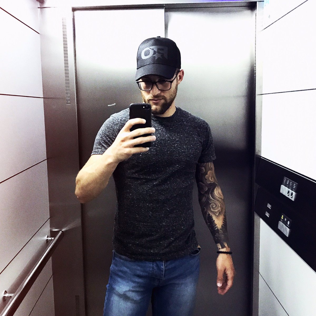 GuidoFTO's tweet photo. #GorrasFTO 😁👻 consigue la tuya en https://t.co/WM1Du51PMI (@FTO_OFICIAL ) 🌎✨✈️#FootballTricksOnline https://t.co/MJq8b49TXO