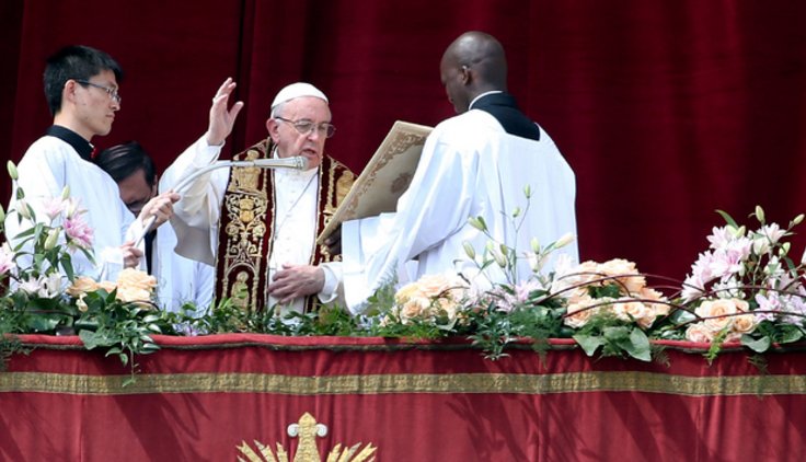 Pope Francis highlights arms trade in Easter sermon bit.ly/2pr0YY5 https://t.co/XpYp53xktz