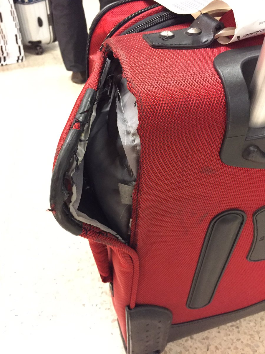 DwriteN's tweet image. Hi @AmericanAir - just got in from Tokyo to find my bag like this. 😭sadly Brianna at LAX says they can't help 😡 can you escalate for me?