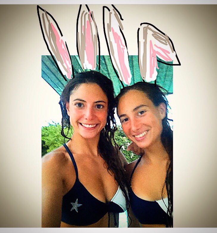 kelley_nata's tweet photo. Feliz Pascua del conejito!🐰🐰🥚🍄 #dueto #bunny #easter #pascua  #conejito #rabbit #easterbunny https://t.co/OADfGFIt7E