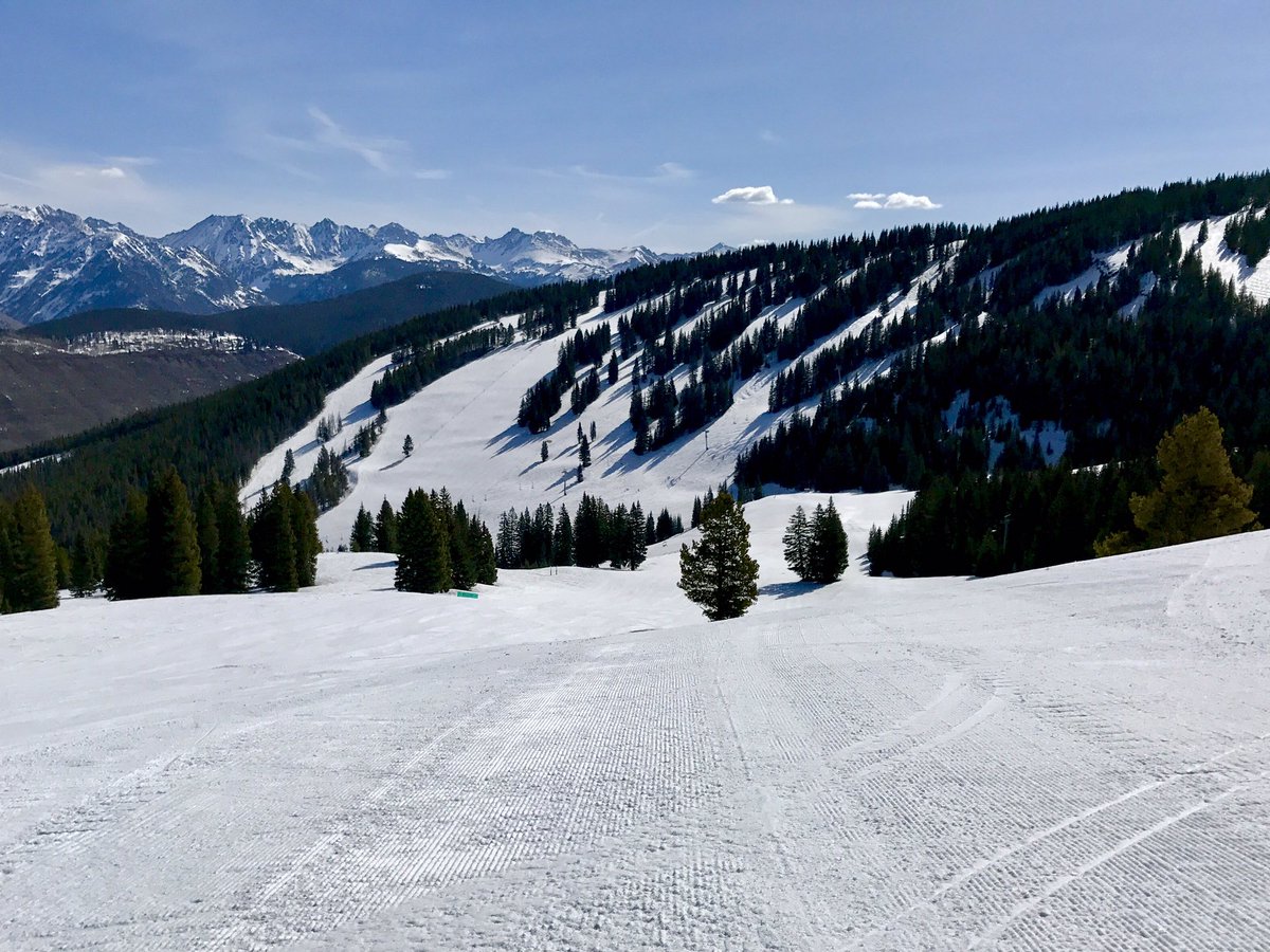 Cirincione's tweet photo. We're still here. Neither impulsive president triggered nuclear war. Celebrate life, enjoy Easter. Go #springskiing. https://t.co/0BDfh4719y