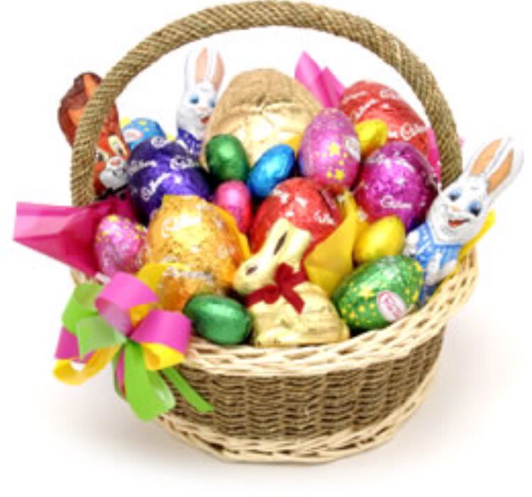 GwenLizzyP's tweet photo. Not big on candy 4 my kids so got 1 basket 4 them to share, Patrick &amp; Haley got bunnies, Caroline &amp; RJ got chicks &amp; Lily &amp; Sofie a lamb. https://t.co/cqRfv3J9zV