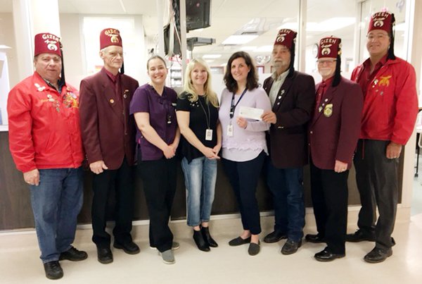 eastknow's tweet photo. #Creston Shriners helping health care #EKFH
https://t.co/AQKXtDSEIi https://t.co/SAOovXc6bZ