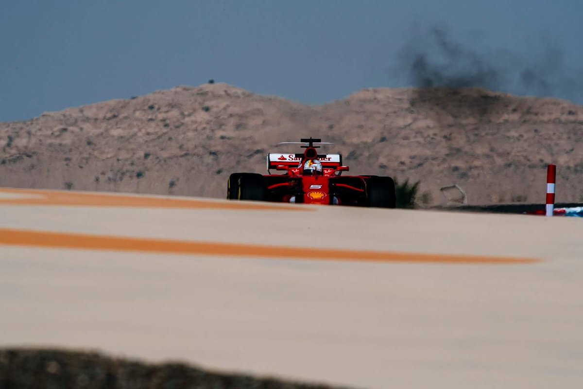 Gana Vettel con su Ferrari el #BarhainGP, Hamilton y Bottas de Mercedes en segundo y tercer lugar.