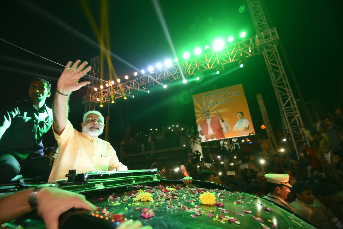 narendramodi's tweet photo. Thank you Surat! Your affection &amp; blessings will remain etched in my memory. https://t.co/9pqRTuWbKh