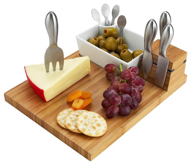 SigmaCutlery's tweet photo. Thanks to @Yanni_Winery, great wine with great cheese with our great blades https://t.co/cqHgFXj194