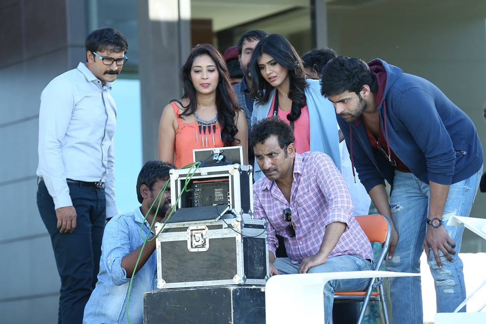 MisterOffl's tweet photo. Watched this summer entertainer?
If not go watch it today and have a cool sunday
#MisterInTheatres @IAmVarunTej @IamHebahPatel @SreenuVaitla https://t.co/Fsm6gfN2no