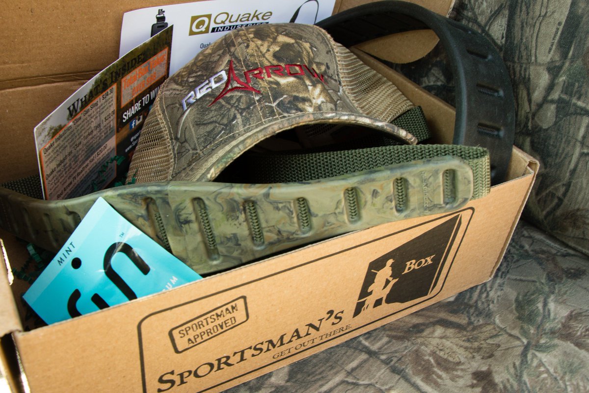sdhand's tweet photo. Didn't even wait to get into the house to open this months @SportsmansBox https://t.co/VOPdrSe114