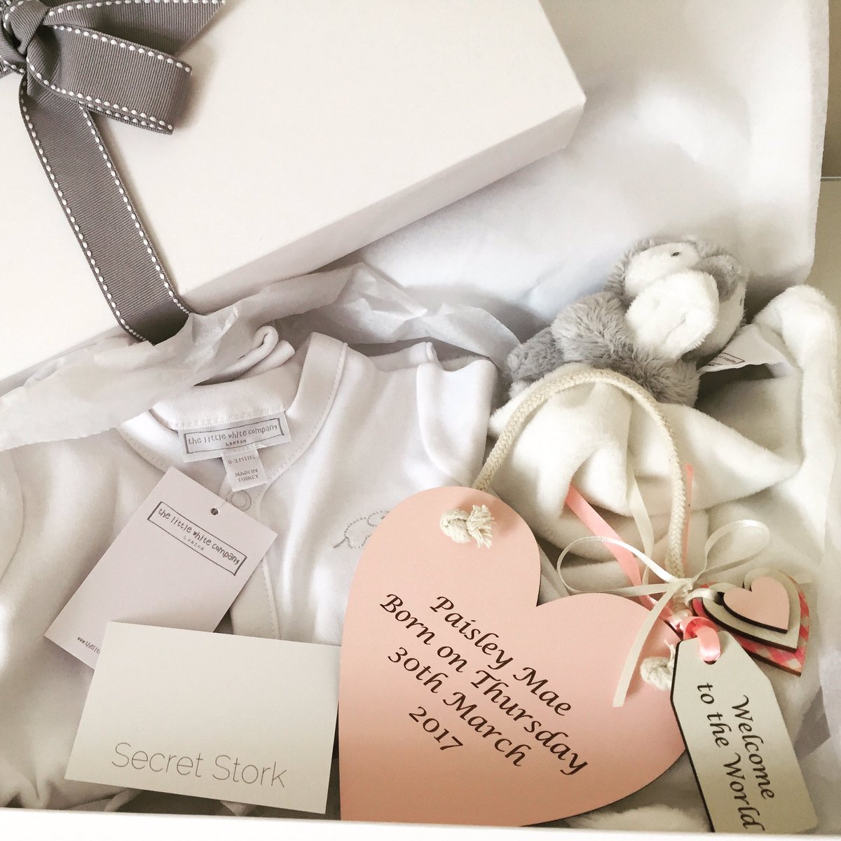 StorkSecret's tweet image. Hi @TheoPaphitis We send Luxury Baby Gift Boxes to new mums 👶🏼 #newbaby secretstork.org #SBS
