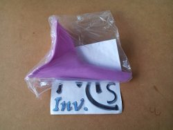 transdiversidad's tweet photo. Dispositivo para que las mujeres puedan orinar de pie... Inf. al Dm Excelente Precio https://t.co/2vceYGYwCR