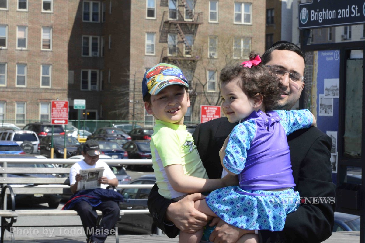 ToddMaisel's tweet image. .@FDNY @nypd60pct @NYPDSpecialops searched 4 missing Avi Gez, 5, scurried away 14 Brighton Beach blocks, out 4 adventure -found @NYDailyNews