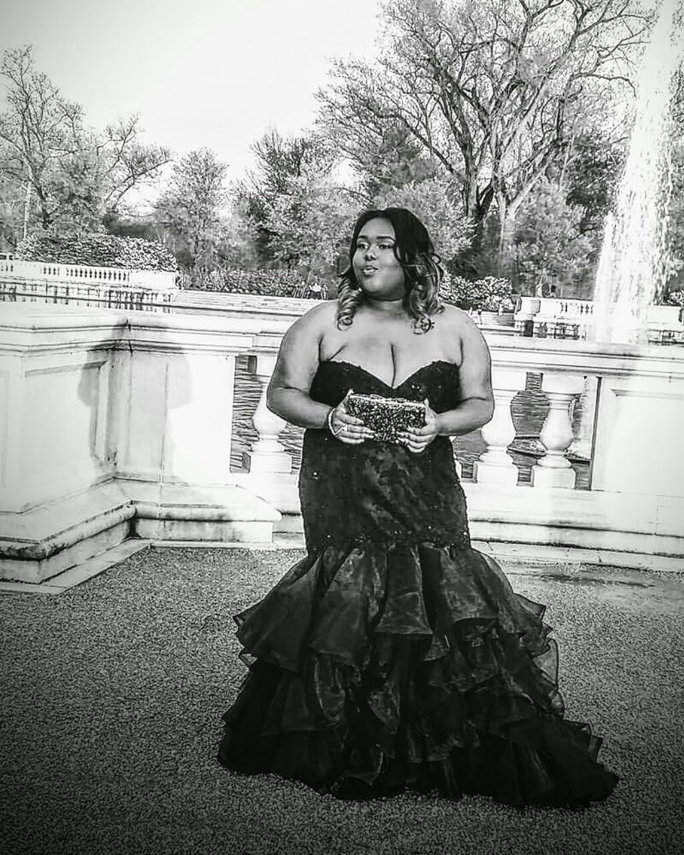 luhh_zammy's tweet photo. #PROM2K17 ❤🙌😍 #CAPHOENIX https://t.co/SQRoELFmxu