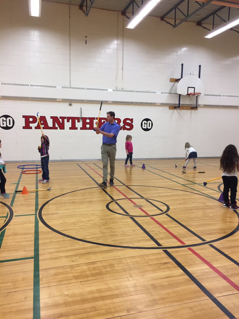 Ian <a href="/trilliumwood/">Trillium Wood Golf</a> jumped right in #fore and got all the students attention! Great start to #growingthegame #golfinschools #golfbelleville