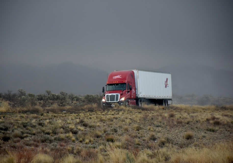 globalavl's tweet photo. Are you aware of all the components of fleet management systems? #GPS tracking technology is the key https://t.co/xNgkaCF00s #TrackingGPS https://t.co/KltgvUcf2W
