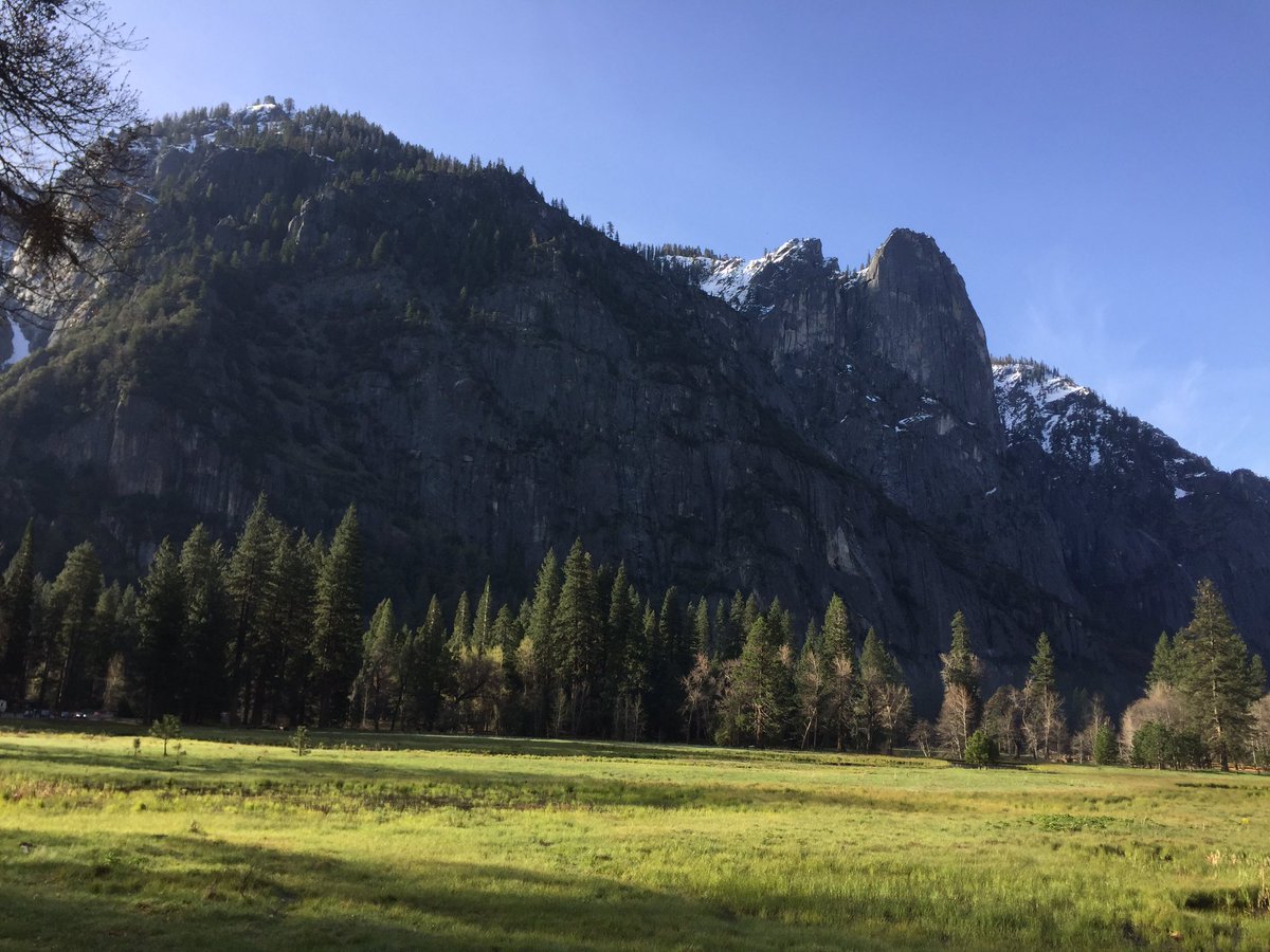 Zachpiona's tweet photo. Go to Yosemite National Park https://t.co/8kMasFSHPH