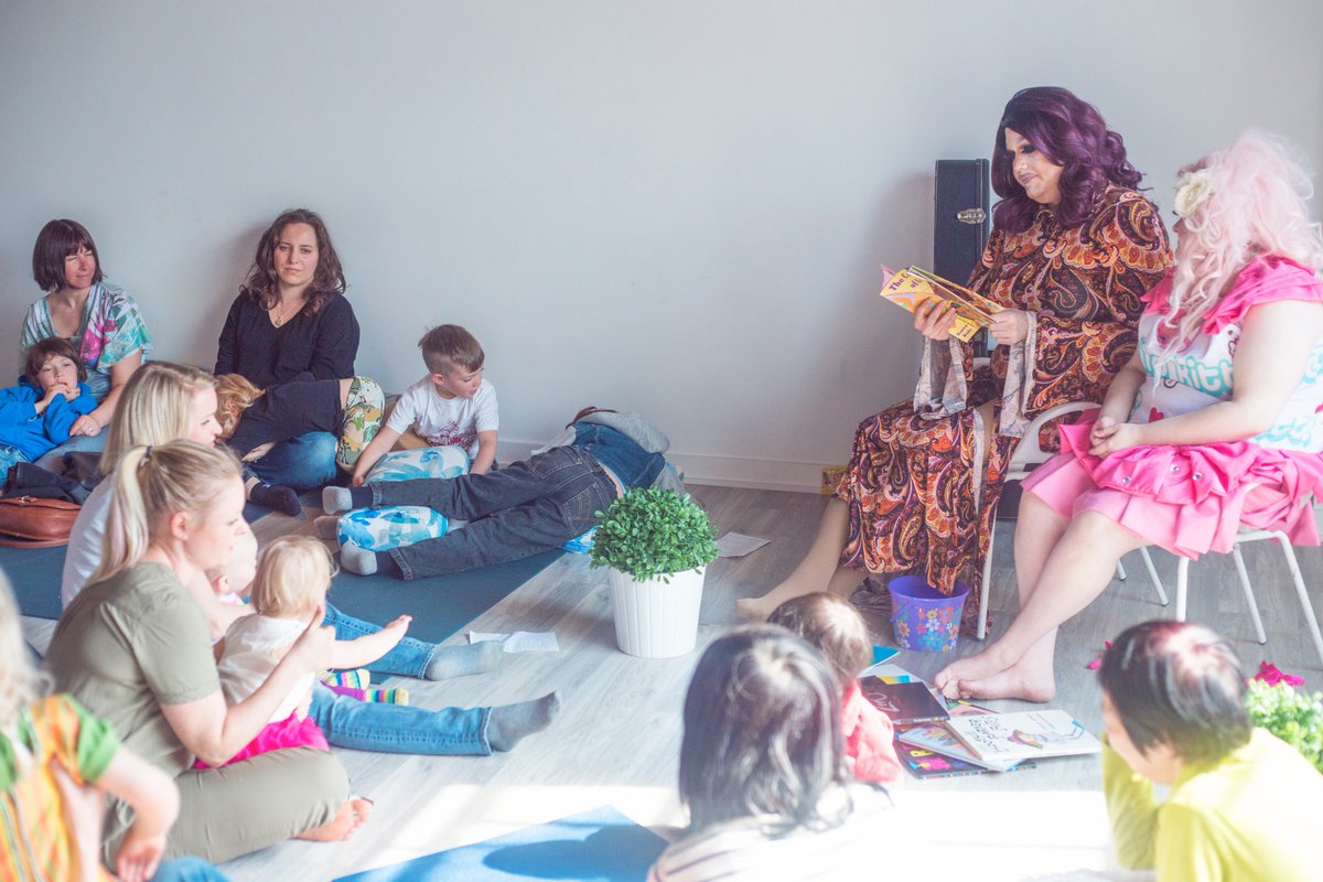 Drag Queen Storytime tweet media