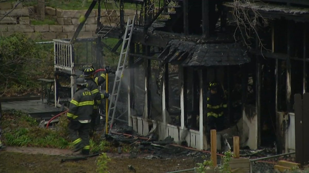 Man burned, house destroyed in fire at Lake Waukomis KCTV5 News