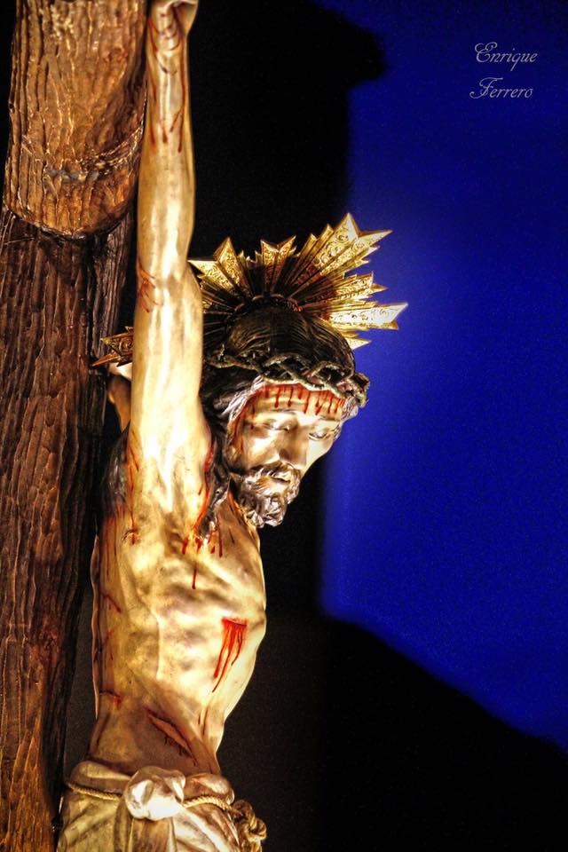 GRAN FERVOR Y DEVOCIÓN DE ÁLVARO GARCÍA QUEDÓ DE MANIFIESTO ESTA SEMANA SANTA DEBUTANDO COMO COSTALERO DEL SANTÍSIMO CRISTO DE LOS REMEDIOS!