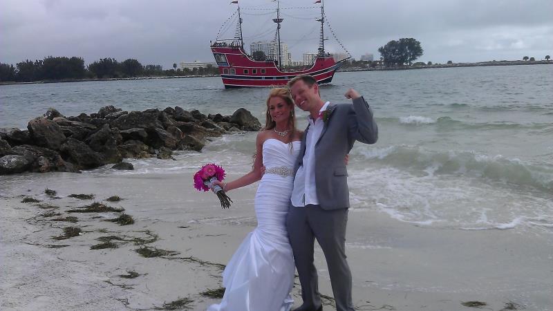 confidall's tweet photo. I'm a finalist in Shephard's Beach Resort's Photo Contest- help me rally votes: https://t.co/hYT8TnPibJ @shephardsresort https://t.co/iHqk9wqFiz