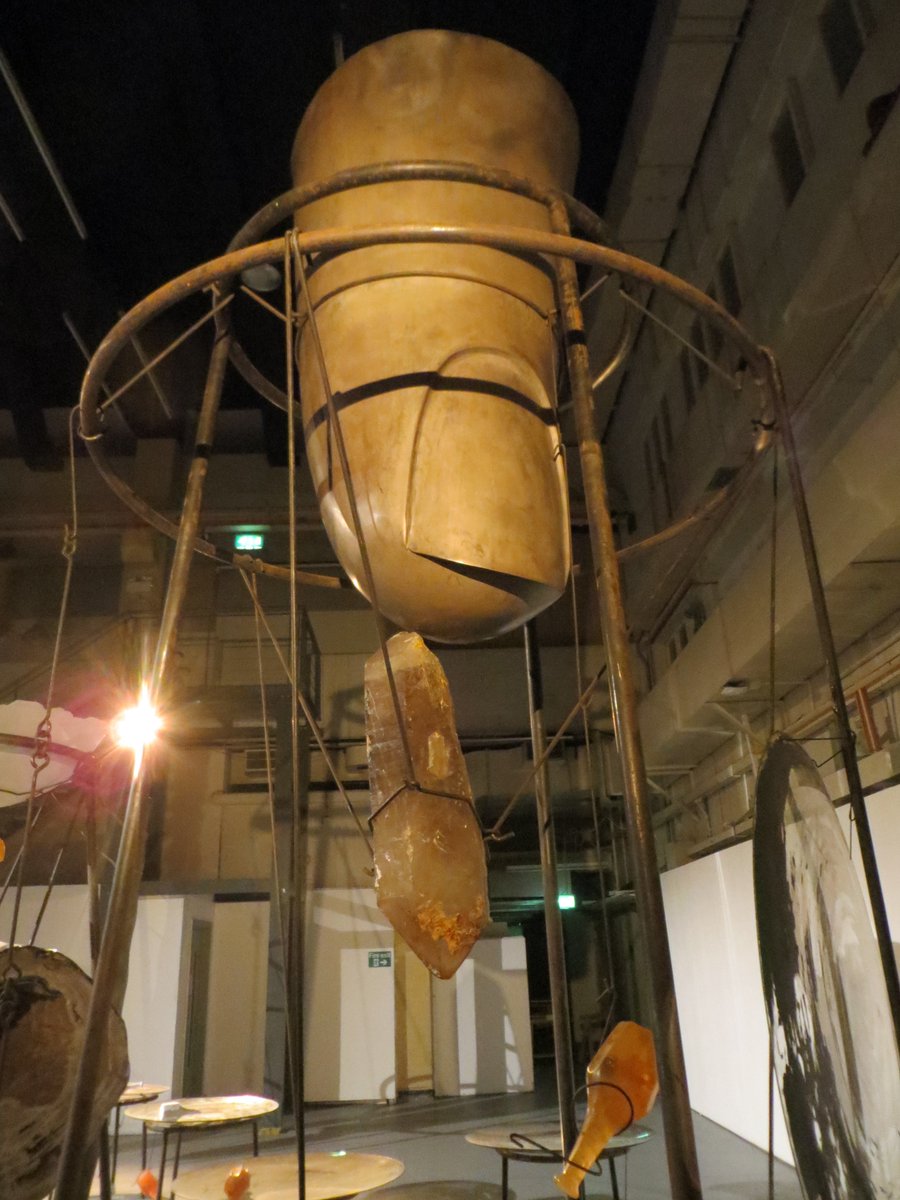 PMSA_Sculpture's tweet photo. GREAT space! exciting visit to #CASEBOOKS @ambika_p3 loved #Tunga #MeYouandTheMoon ENDS 23 APRIL https://t.co/rVNoGnYbIb