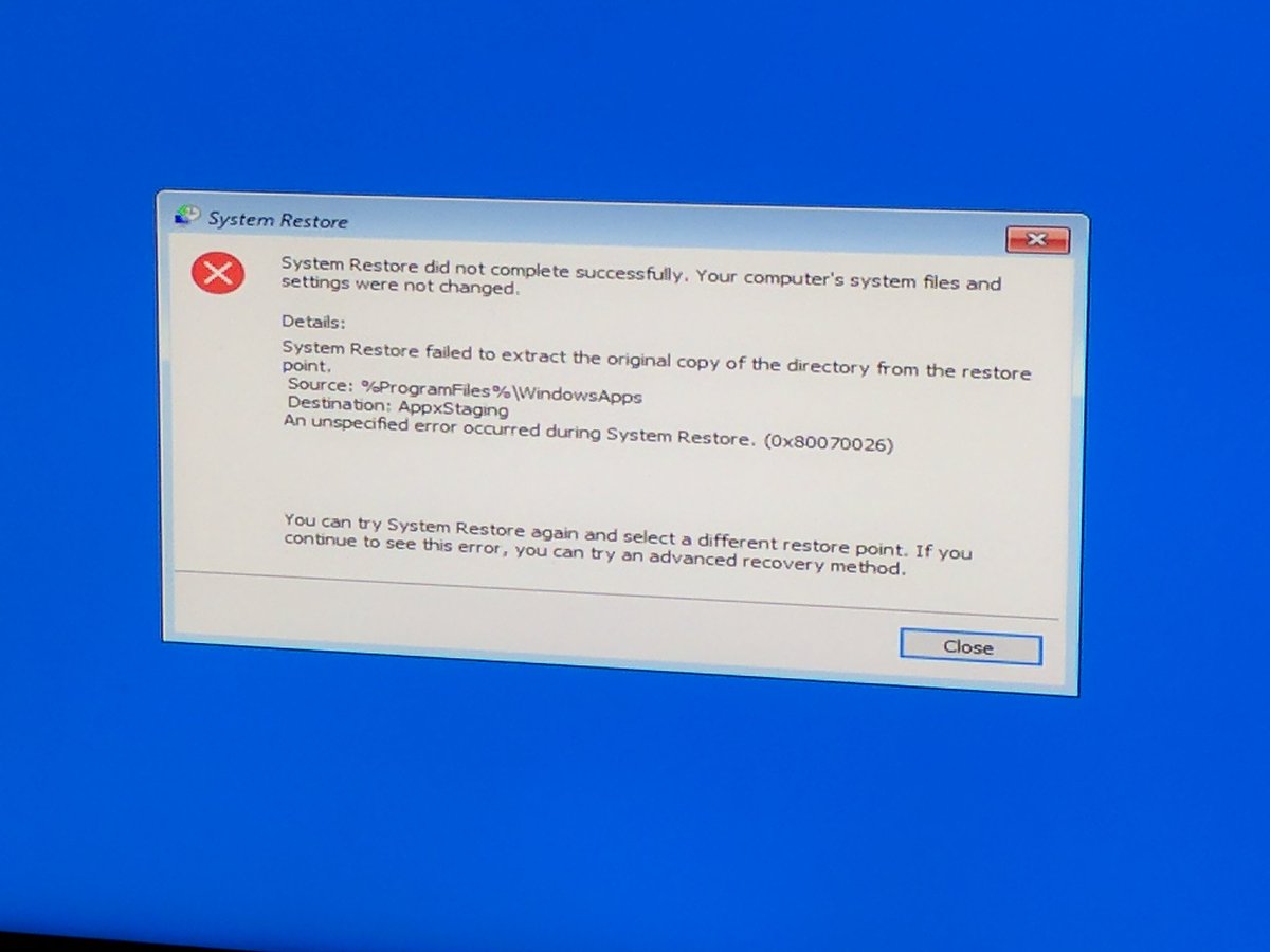 TILOfficialYT's tweet image. Meanwhile at mission control​....... #SupportSmallStreamers #RIPComputer (Hopefully not)
