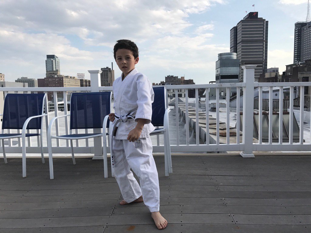 AbeSummers's tweet photo. My son suddenly decided that he should practice himself on Sunday afternoon!#indominablespirit #Taekwondo #maxercise https://t.co/rSWXtowxJV