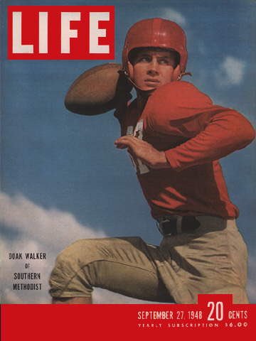 JemTheGent's tweet photo. Just got a bunch of new football magazines in the mail 😏#football @MrsJeans1 https://t.co/KvOtZwwvJM