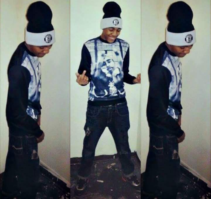 TrezTtb's tweet photo. My nigga my nigga I swear uk how we was rocking bro so many ppl hurt from this bro keep watch over all of us love u bro ima keep yo name lit https://t.co/WJvuKQ3Ide