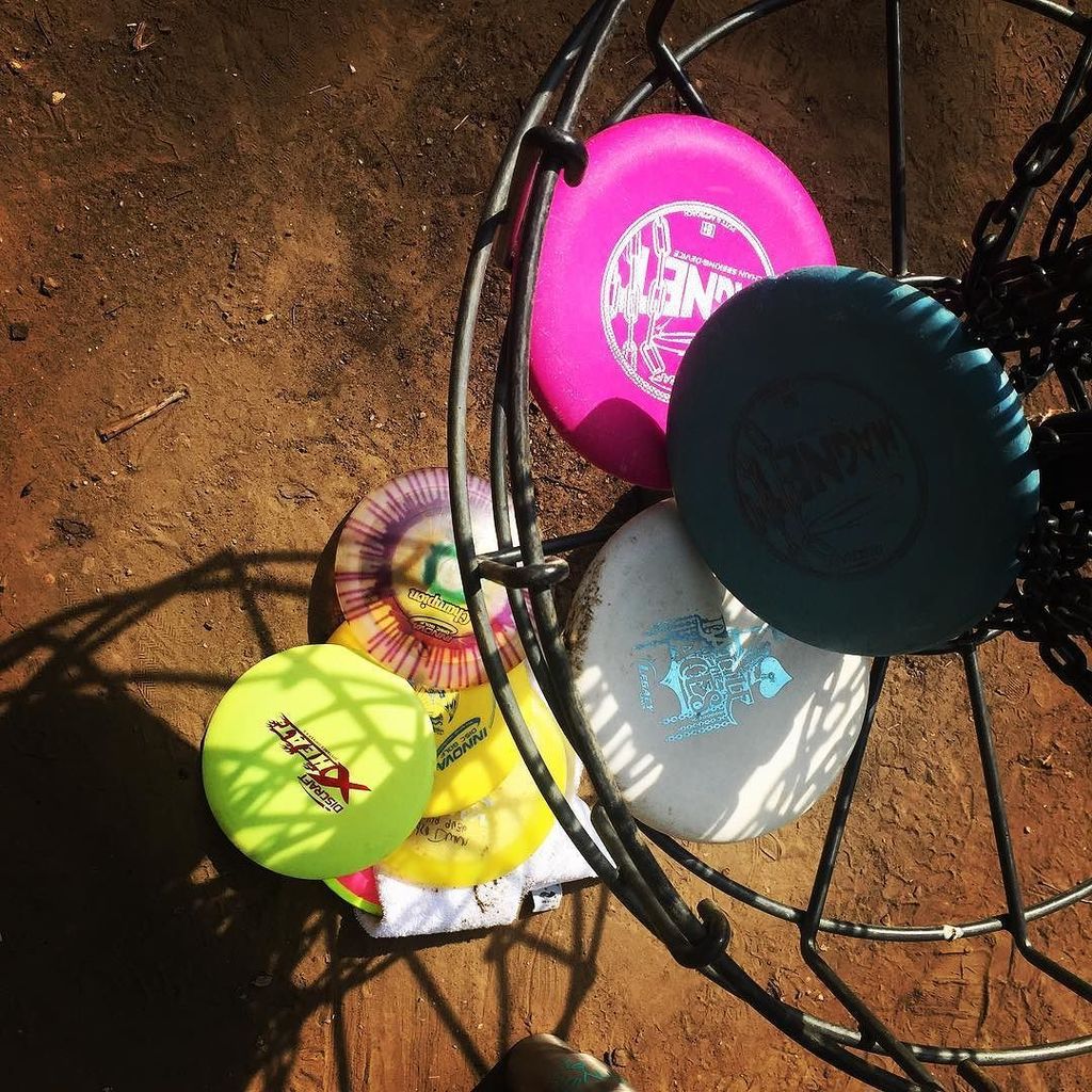 andradunn's tweet photo. We broke even today... Lost one/found one. 
#discgolf #optoutside #grapevinetx #visitgrapevine #nature #balancedli… https://t.co/OuwcbbjUN8 https://t.co/aNavQ5kOEM