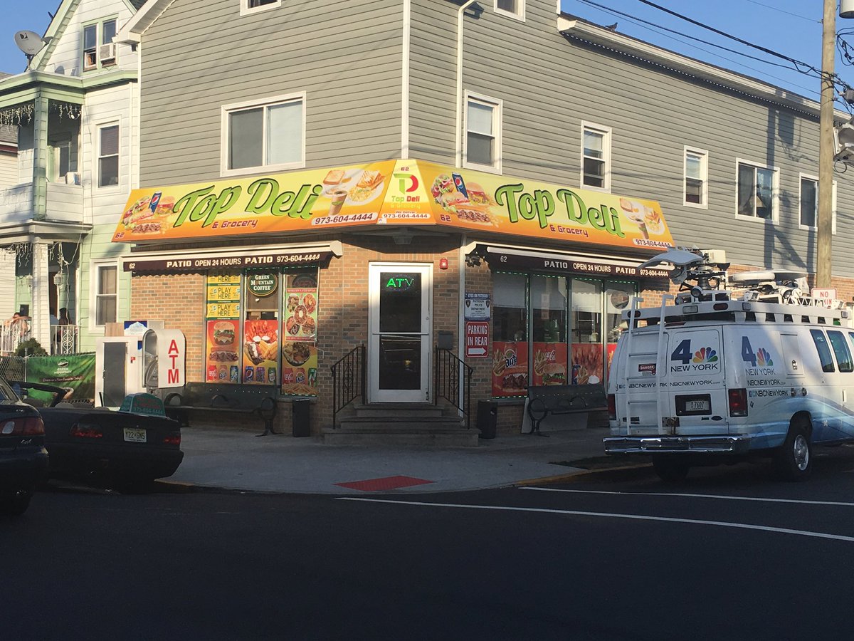 deli_top's tweet photo. @NBCNewYork https://t.co/ulkDDB6V1G