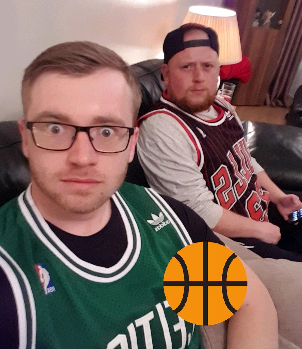 Pauzingis's tweet photo. @chicagobulls v @celtics Lets go! Sorry @GingerShaq I had to crack out the Bird for this one 😉 #nbaplayoffs https://t.co/eu0V2CjQZM