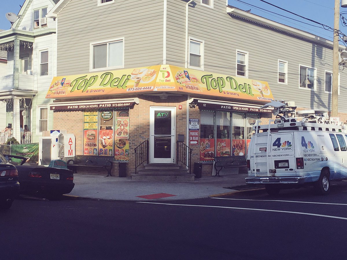 deli_top's tweet photo. @TodayNYCity doing their job by us @deli_top ! https://t.co/SsDqzHXAo5