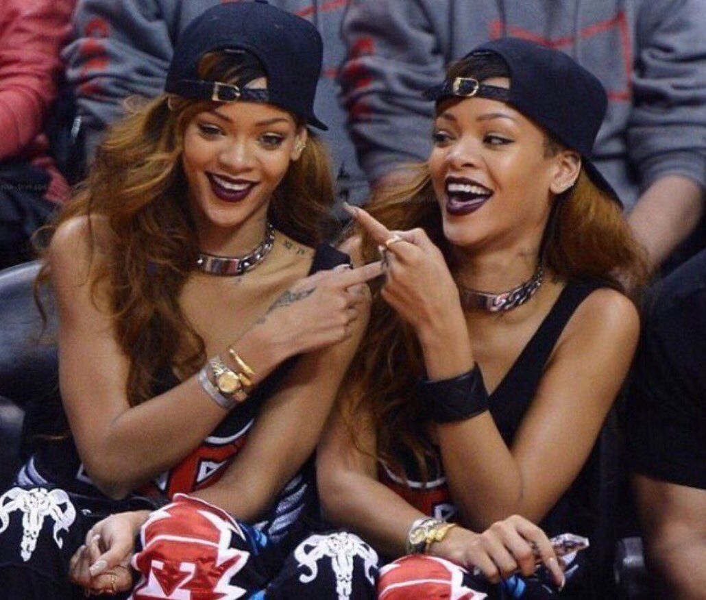 Smooking_s's tweet photo. When you're smoking by yourself and you make yourself laugh https://t.co/0cDEaoIGqT