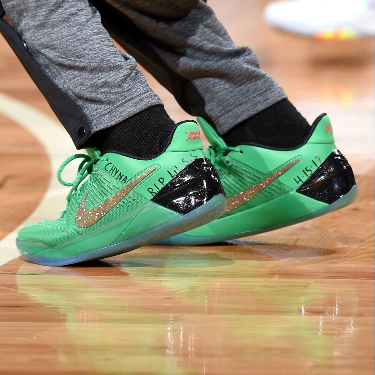 ComplexSports's tweet image. IT4's shoes 🙏