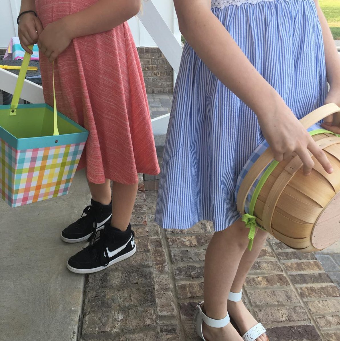 when u get ur runnin shoes on for the Easter egg hunt!!! 😂😂😂 #Avery https://t.co/FSDmVApJIC