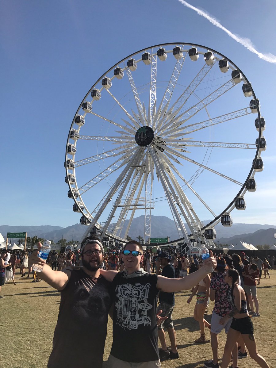 CDP_Rad's tweet photo. My son @KBPhillips3 and his friend Josh at @coachella. #youngandhavingfun #dadissoojealous https://t.co/Rbga2uYnVT
