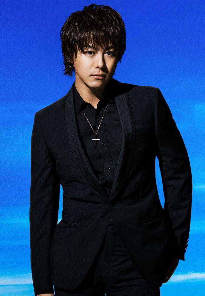 Exile Takahiro 今日からtwitter始めました 本人様意識を高く頑張ります 常に皆さんに最新情報を届けられるように頑張ります Exile Takahiro Rtしたnrさんで気になった人お迎え