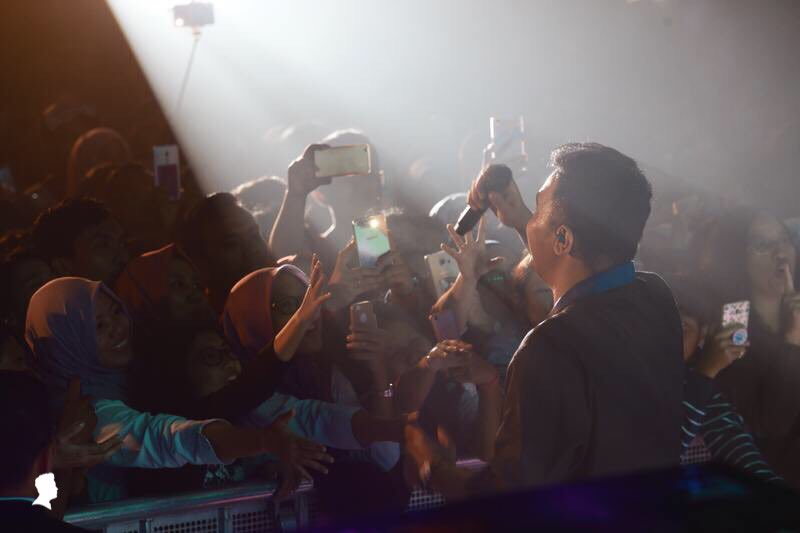 musiktulus's tweet photo. Terima kasih @temantulus yg telah menyaksikan TULUS di #MusicFestJakarta #XLYonderMusicID. Sampai jumpa di kota berikutnya!#DokumentasiTULUS https://t.co/iEbaeB1Xvu