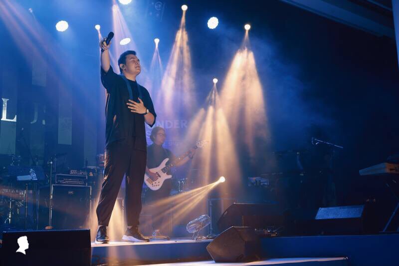 musiktulus's tweet photo. Terima kasih @temantulus yg telah menyaksikan TULUS di #MusicFestJakarta #XLYonderMusicID. Sampai jumpa di kota berikutnya!#DokumentasiTULUS https://t.co/iEbaeB1Xvu