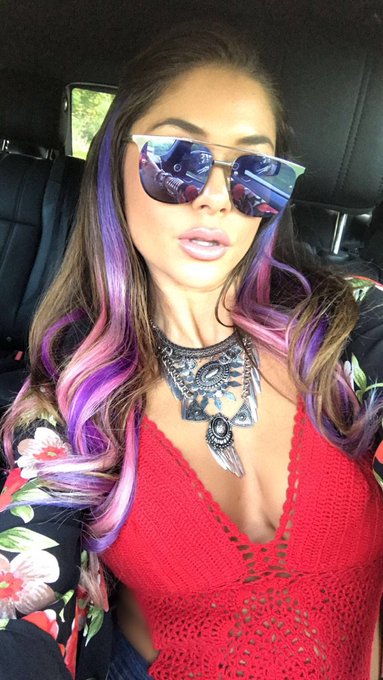 Last day #coachella wearing @dollswimwear ? https://t.co/jjdnzkNjty