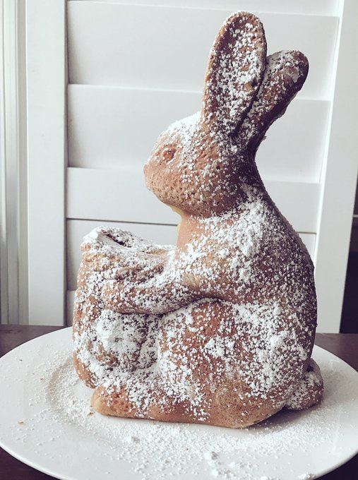 Bunz cake https://t.co/eMHQbggxJq<a href="/tag/wishlist"class="tags"><span>#wishlist</span></a>