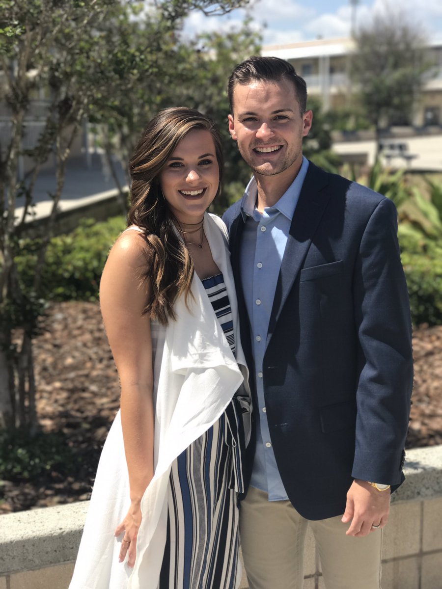 HannahMBurr's tweet photo. What an amazing Easter we had today @rethink_life! So Thankful for our Dream Team who helped make it all possible! https://t.co/44gv0lQvfH
