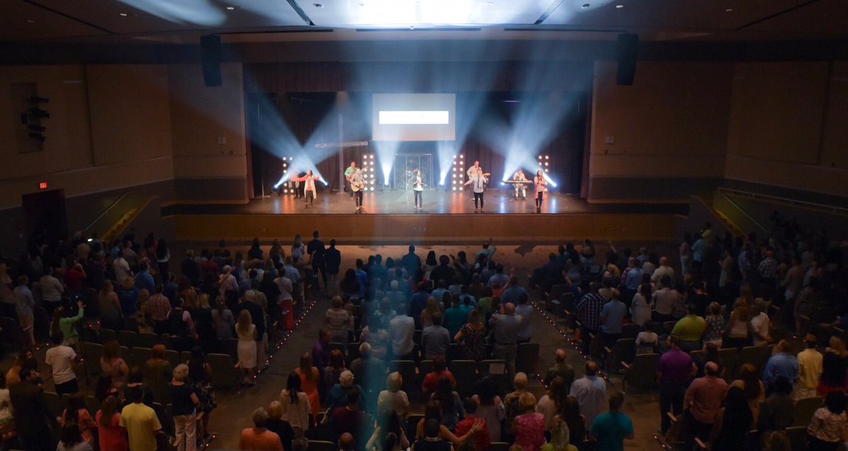HannahMBurr's tweet photo. What an amazing Easter we had today @rethink_life! So Thankful for our Dream Team who helped make it all possible! https://t.co/44gv0lQvfH